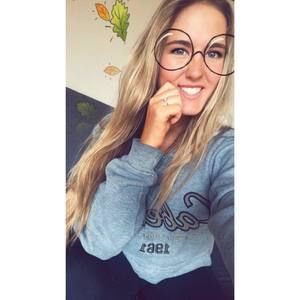 Meet your Posher, Emily